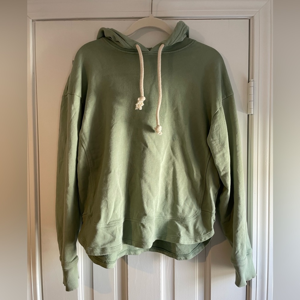Universal Thread Athletic Hoodie - Light Green Size S 💚